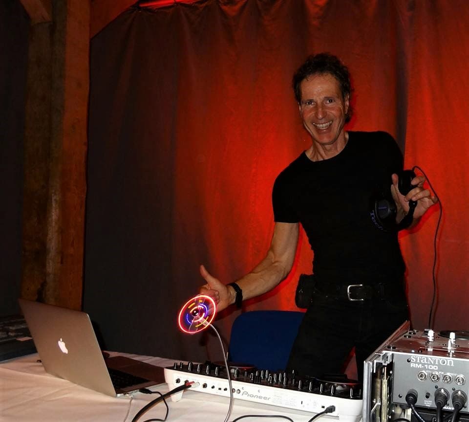 DJ Überall bei einer Firmenfeier
